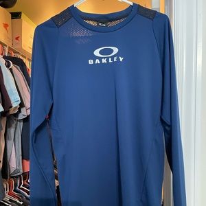 Oakley Long-Sleeve Tee